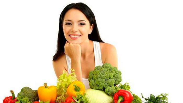 Вы будете быстрее худеть, если начинать прием пищи с овощей