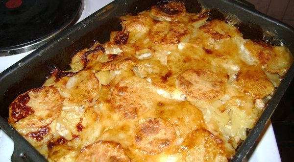 Запеченный картофель с куриным филе